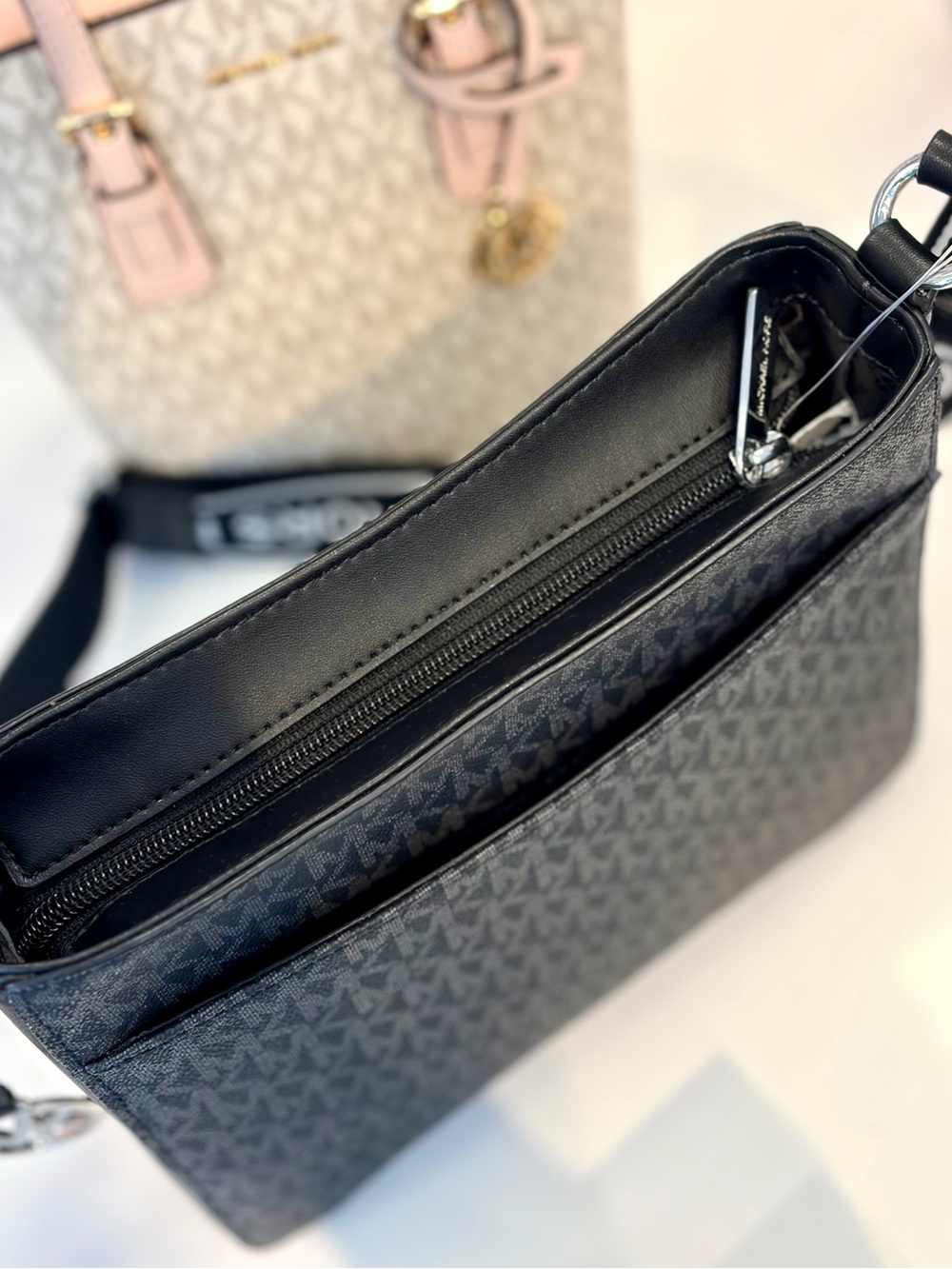 Michael Kors Jet Set Travel Small Black MK Signature Crossbody - Picture 6 of 10